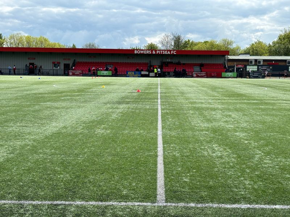 Redgrave returns to the Len Salmon