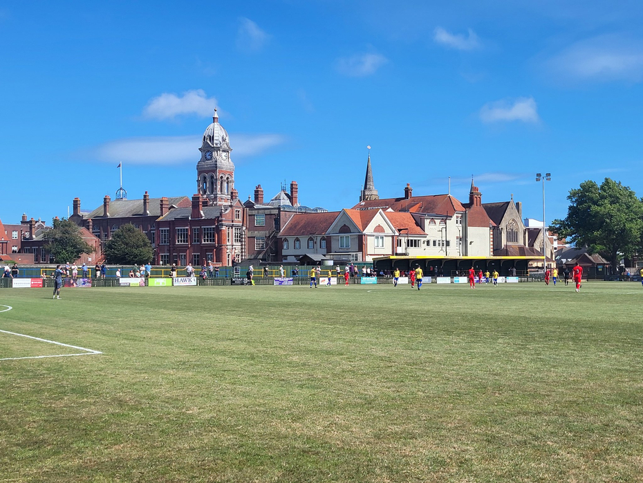 Highlights: Eastbourne Town 5 Deal Town 3