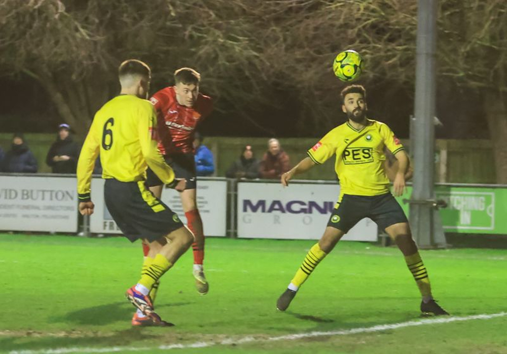 Seasiders increase their lead as Jammers held