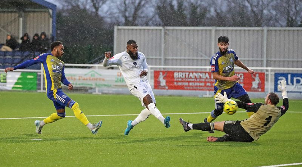 Three points between the top three as Billericay and Millers take advantage of another Dover home defeat