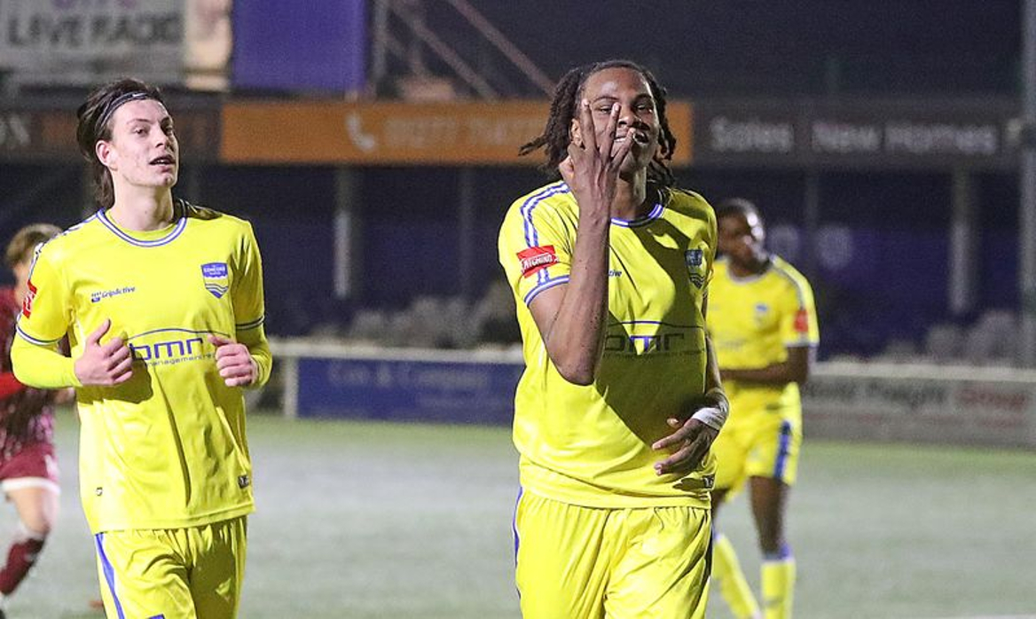 Jammers held by Rovers- and Beachboys hit five