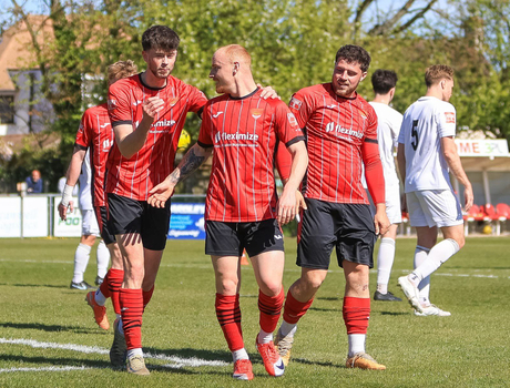 Motormen grab the final Play Off place- whilst the Jammers take the title on goal difference