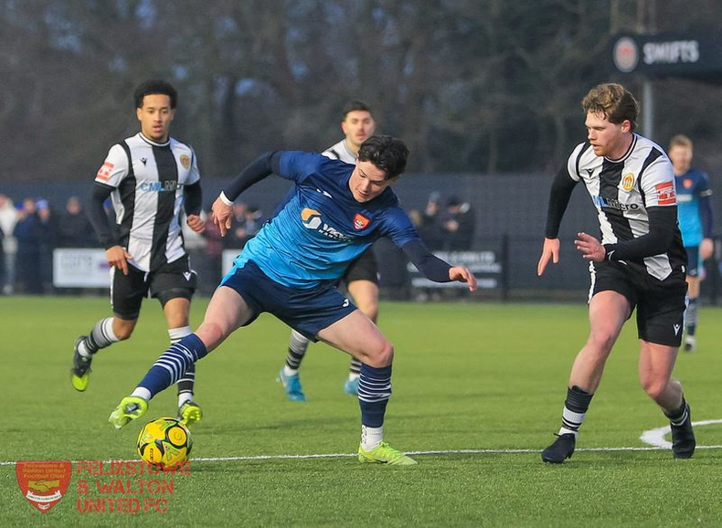 Seasiders return to the summit