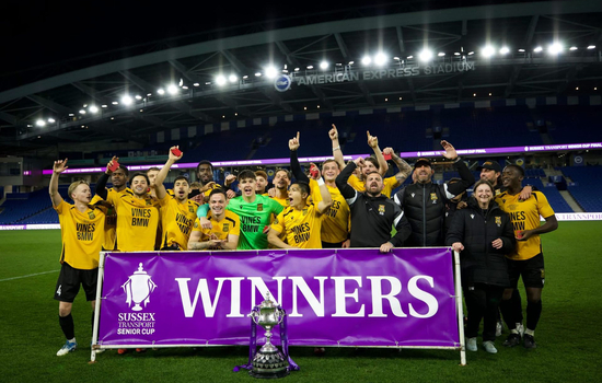 Bridges lift the Cup!