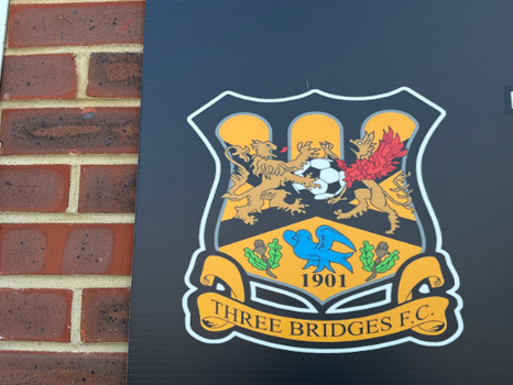 A perfect weekend for Bridges leaves them two points from the title