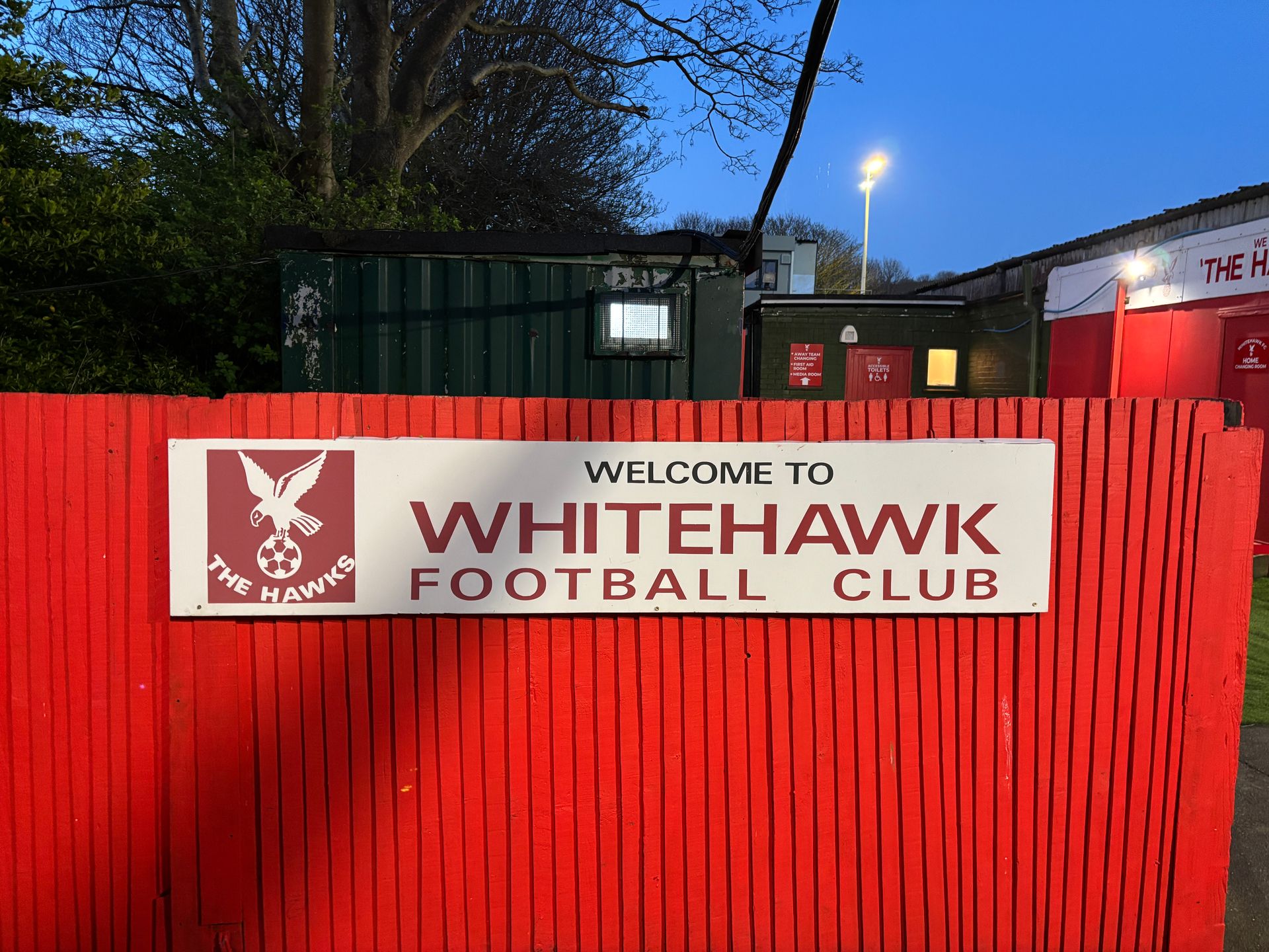 www.isthmian.co.uk