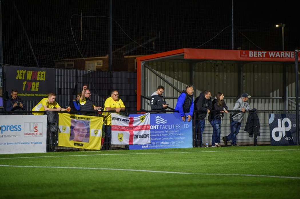 Jammers go four clear - on a day when it was better to play away