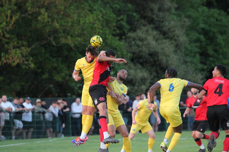 Highlights: Hanworth Villa 2 Ascot United 1