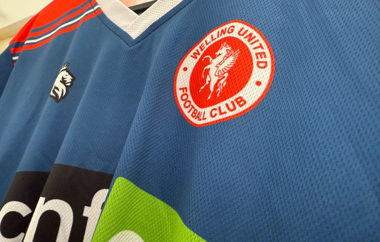 Anyadike flies in at Welling