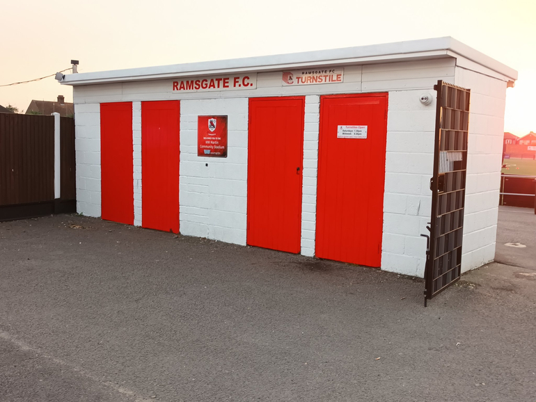 Highlights: Ramsgate 5 Beckenham Town 0